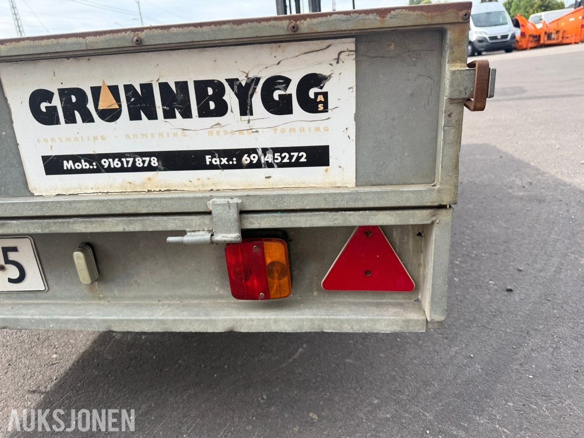 2007 BK-hengeren tipphenger 1000 kg