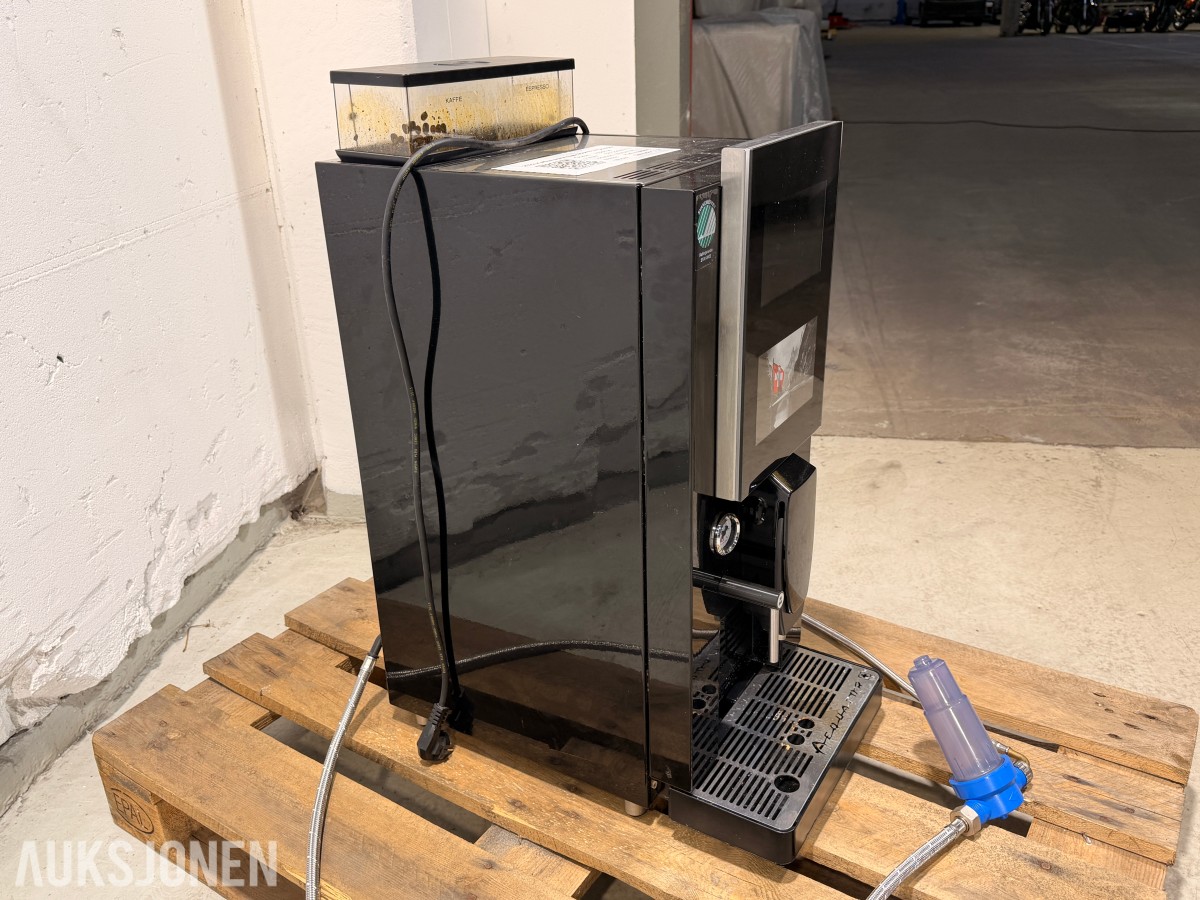 2022 Aequator Salvador 3.0 kaffemaskin med 2 kverner
