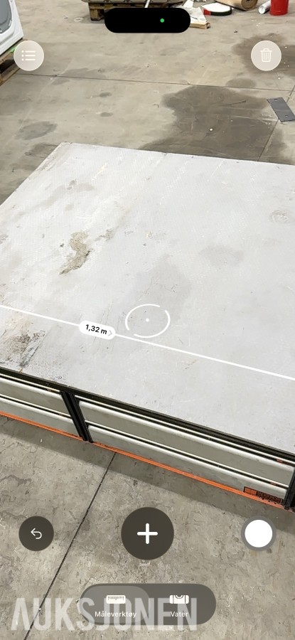 Work System bilinnredning med skuffemodul, hylleseksjon og gulvplater
