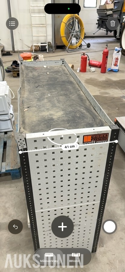 Work System bilinnredning med skuffemodul, hylleseksjon og gulvplater