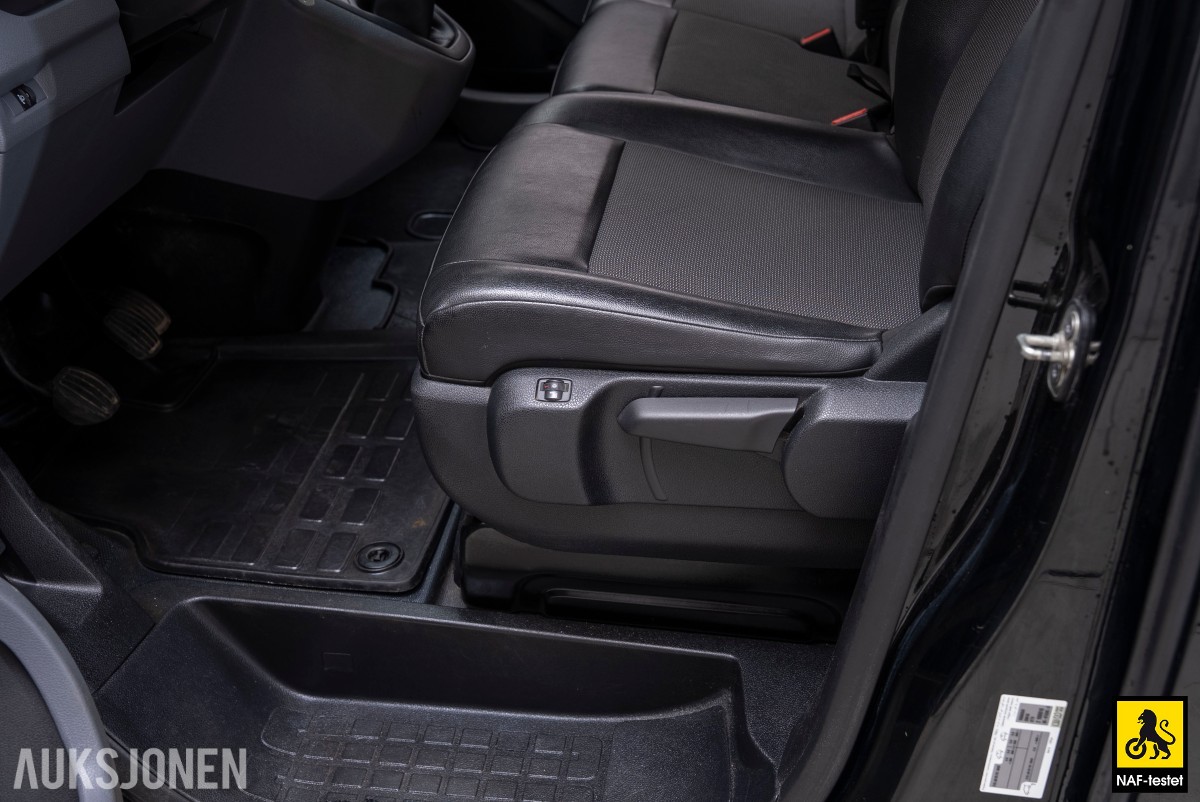 2019 Citroen Jumpy HDI 150HK L2 HENGERFESTE KAMERA SKYVEDØRER 3-SETER