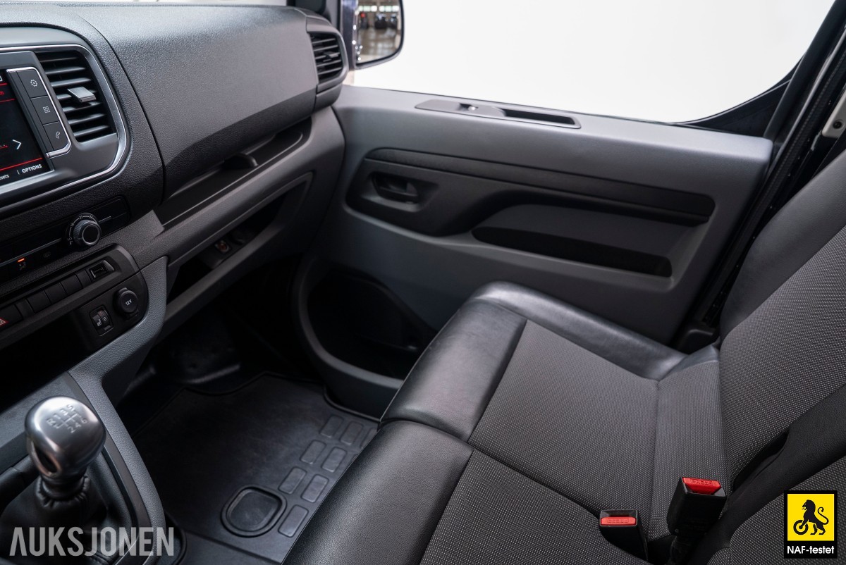 2019 Citroen Jumpy HDI 150HK L2 HENGERFESTE KAMERA SKYVEDØRER 3-SETER