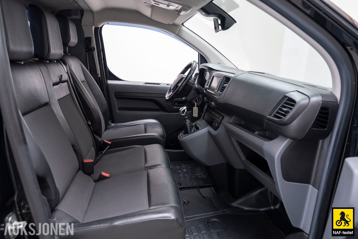 2019 Citroen Jumpy HDI 150HK L2 HENGERFESTE KAMERA SKYVEDØRER 3-SETER