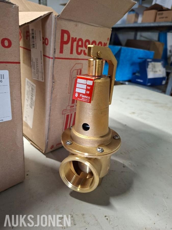 2 stk -- Flamco Prescor SV-S sikkerhetsventil.