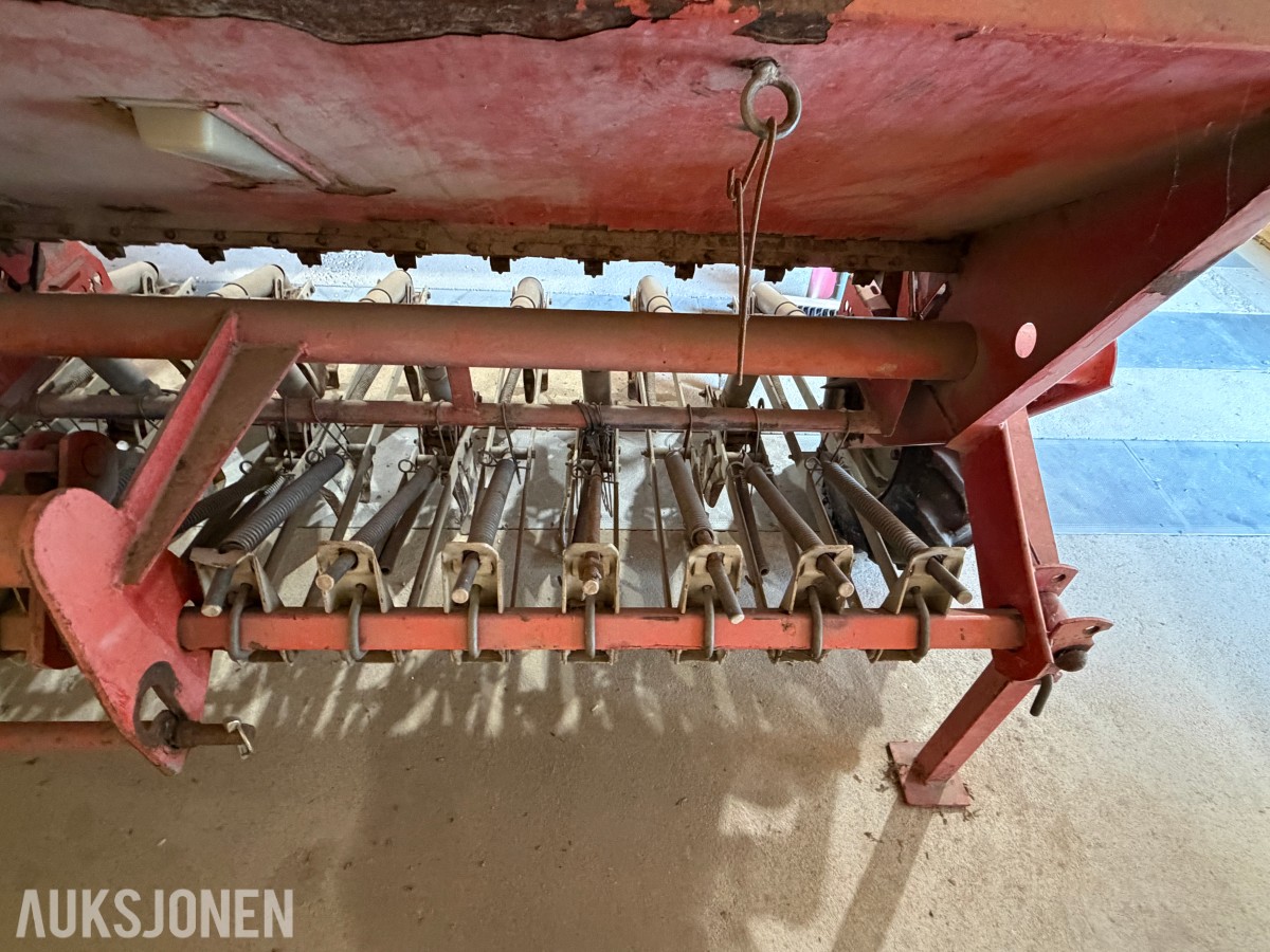 Tume KK 250 Såmaskin - skålabber - traktormontert
