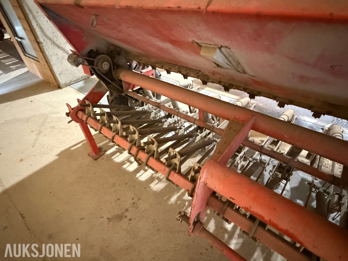 Tume KK 250 Såmaskin - skålabber - traktormontert
