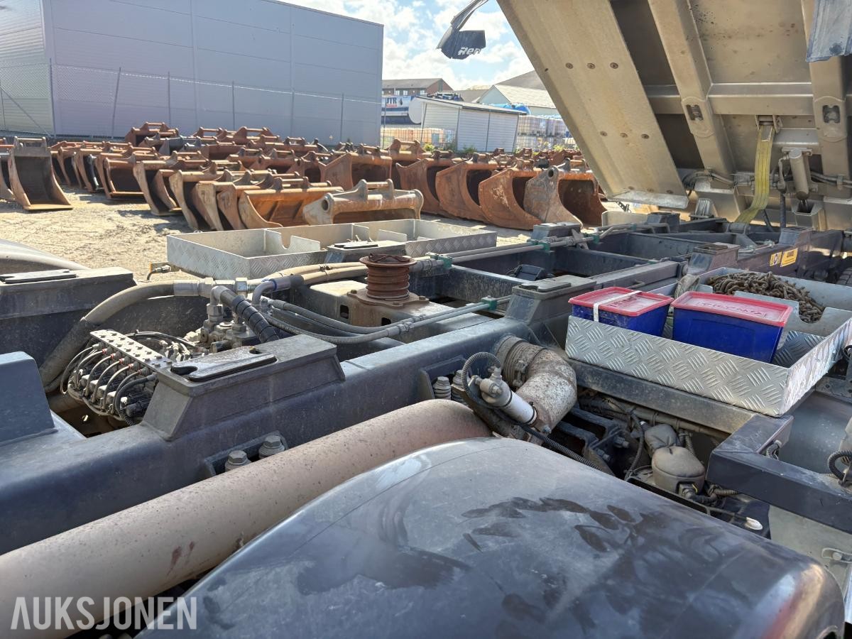 2022 Mercedes-Benz Arocs 4-akslet tippbil 8x4