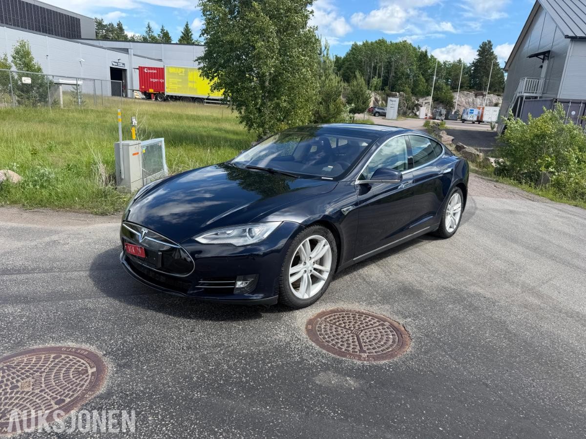 2014 Tesla Model S, S85 PERFORMANCE,7-SETER,LAV KM!, 122500KM