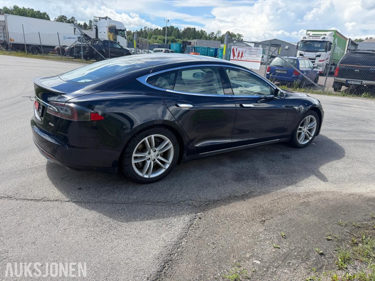 2014 Tesla Model S, S85 PERFORMANCE,7-SETER,LAV KM!, 122500KM