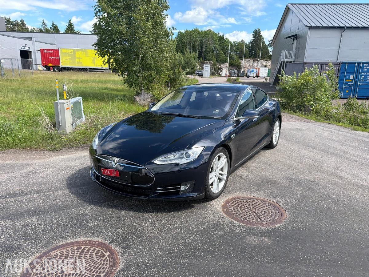 2014 Tesla Model S, S85 PERFORMANCE,7-SETER,LAV KM!, 122500KM