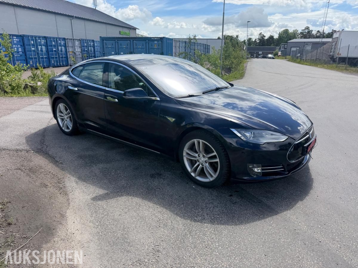 2014 Tesla Model S, S85 PERFORMANCE,7-SETER,LAV KM!, 122500KM