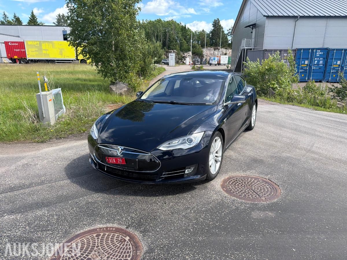 2014 Tesla Model S, S85 PERFORMANCE,7-SETER,LAV KM!, 122500KM