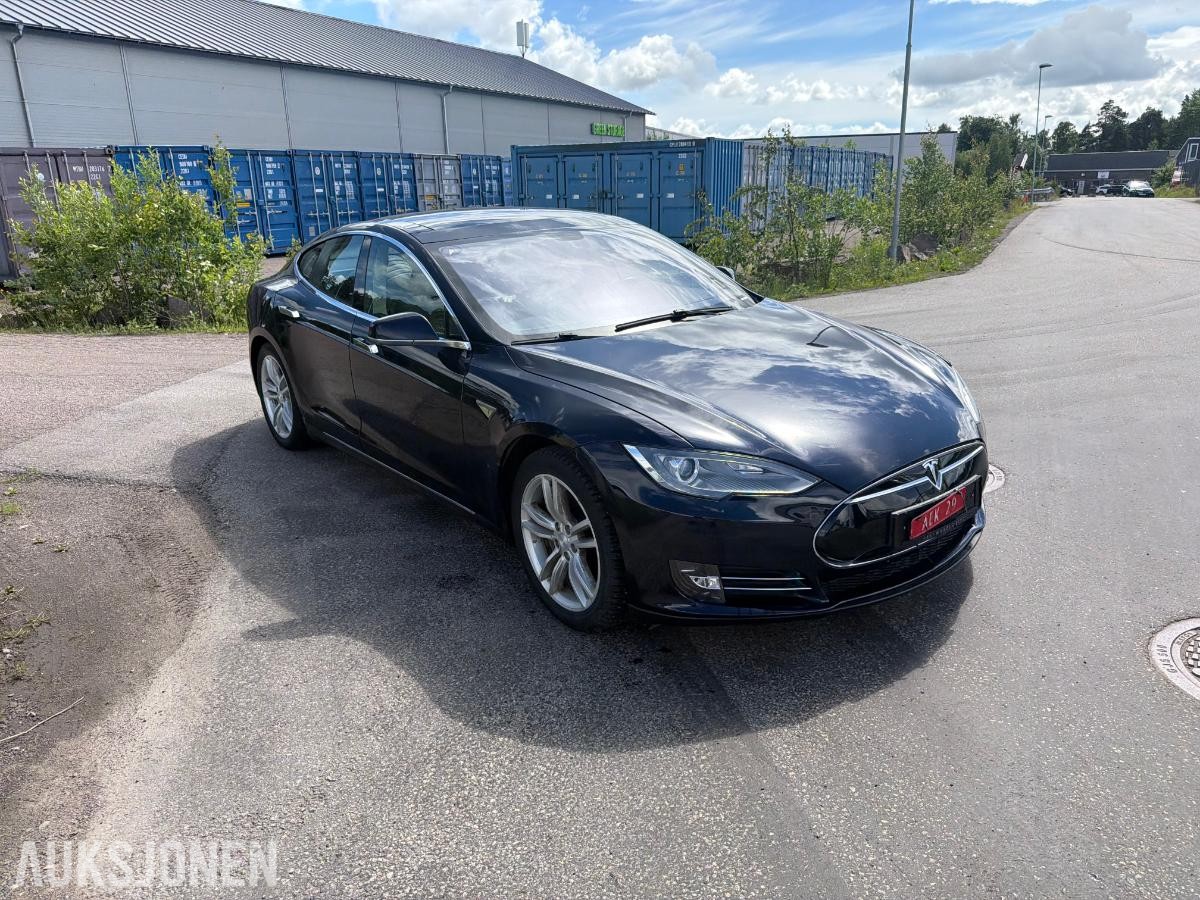 2014 Tesla Model S, S85 PERFORMANCE,7-SETER,LAV KM!, 122500KM