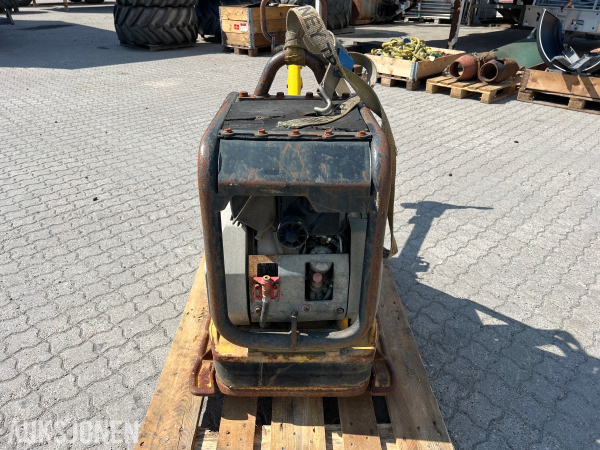 2004 Wacker Neuson DPU 5045H Vibroplate 410 KG