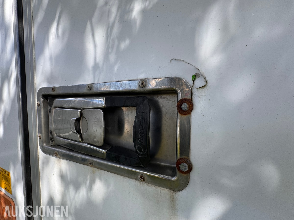 2018 Peugeot Boxer 2,0 BlueHDi 163hk L3 - Rep objekt