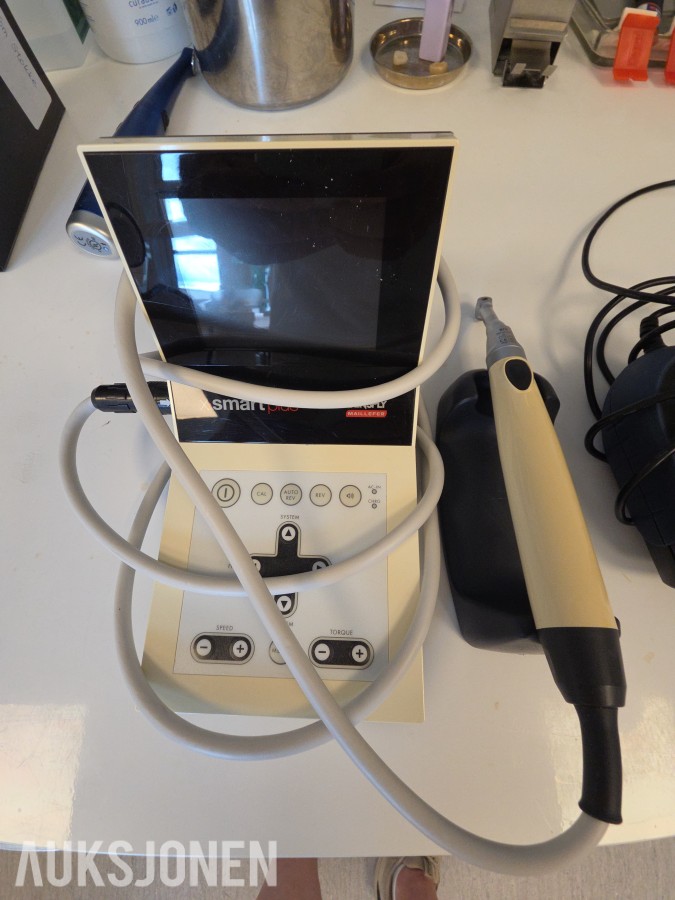 Tannlegeutstyr, forbruksmateriell og Dentsply Maillefer X-Smart Plus endomotor