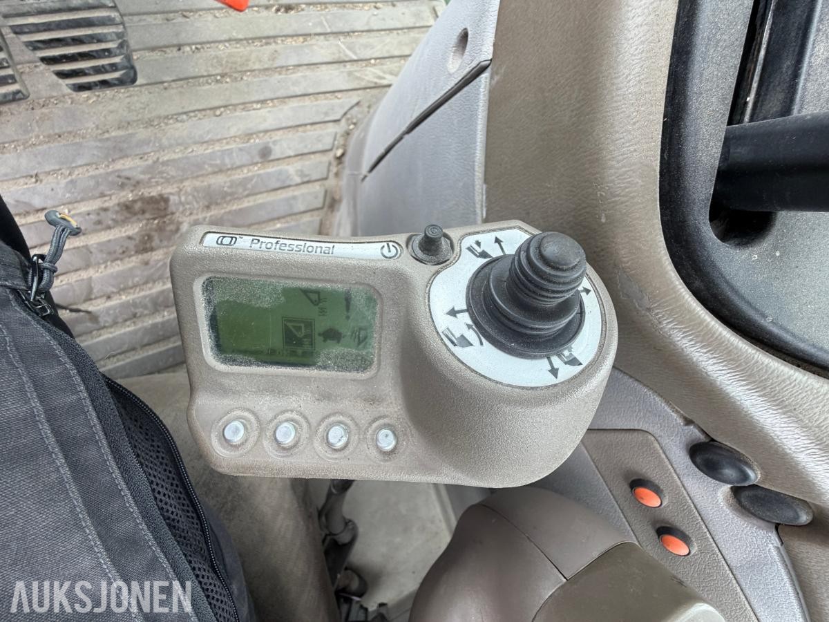 2004 CASE IH MXU135 TRAKTOR MED STOLL ROBUST F36 FRONTLASTER