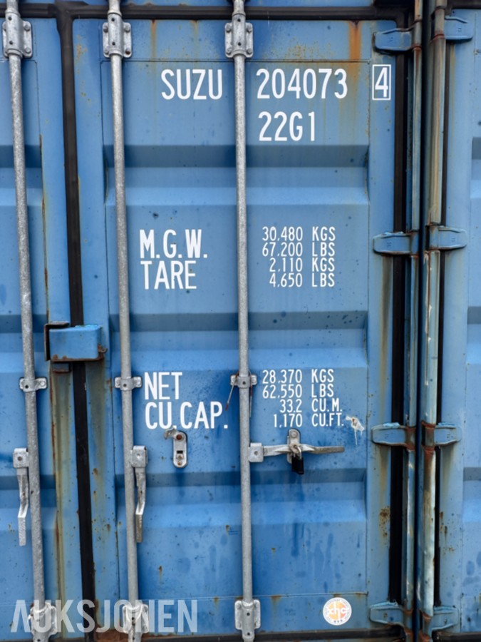 2013 20 fots container med reoler