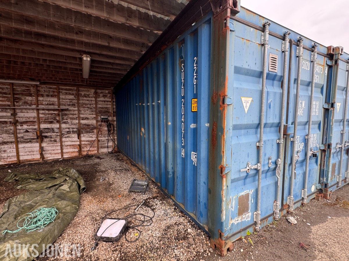 2013 20 fots container med reoler