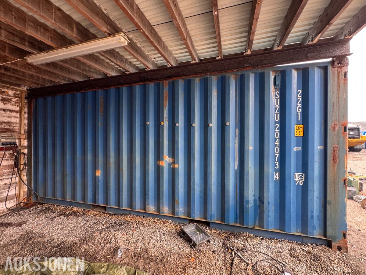 2013 20 fots container med reoler