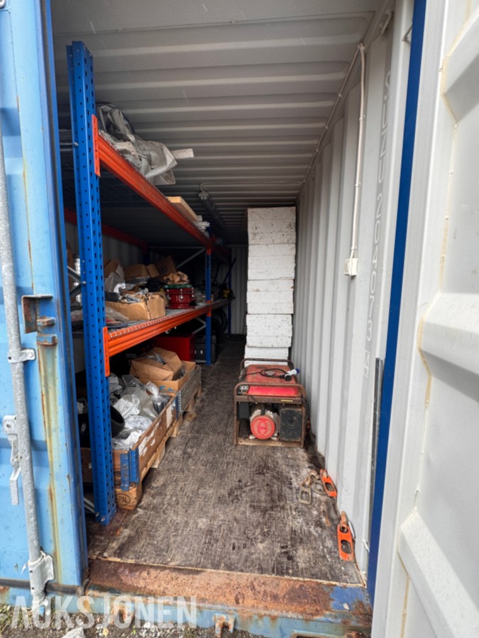 2013 20 fots container med reoler