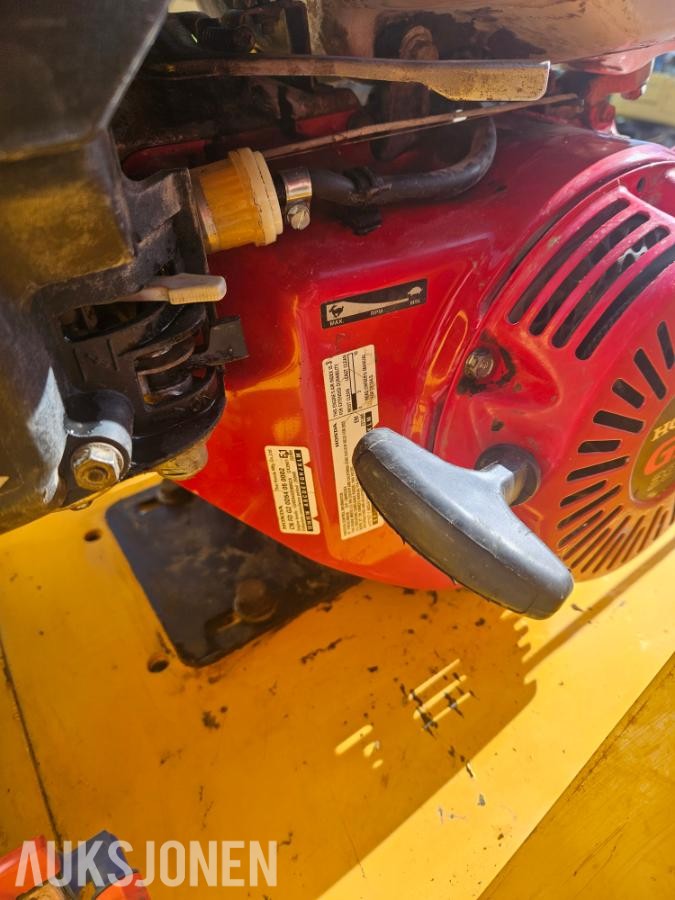 Euro Shatal 502HD-Asfaltsag