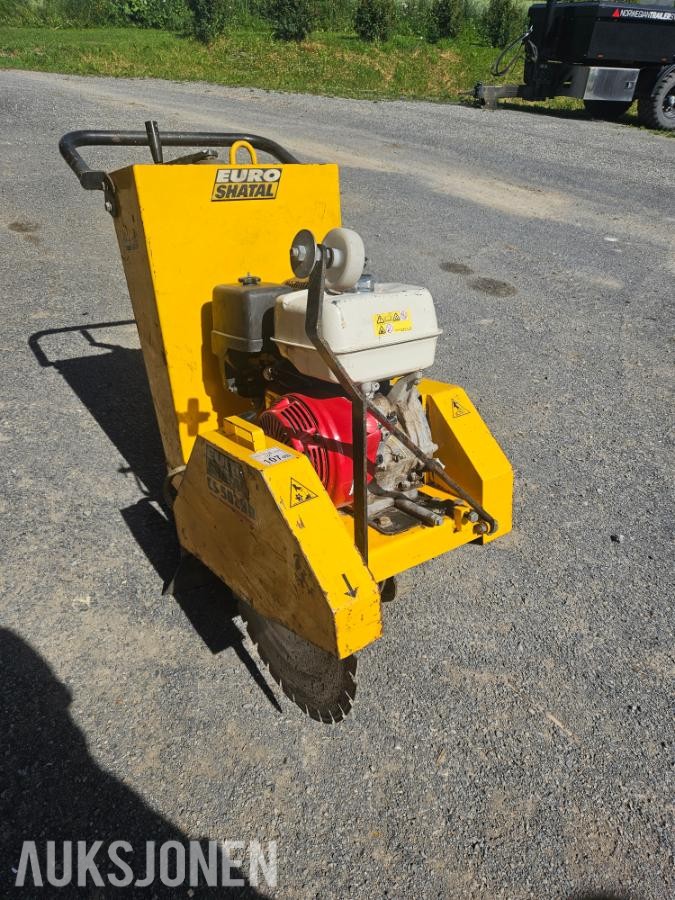 Euro Shatal 502HD-Asfaltsag