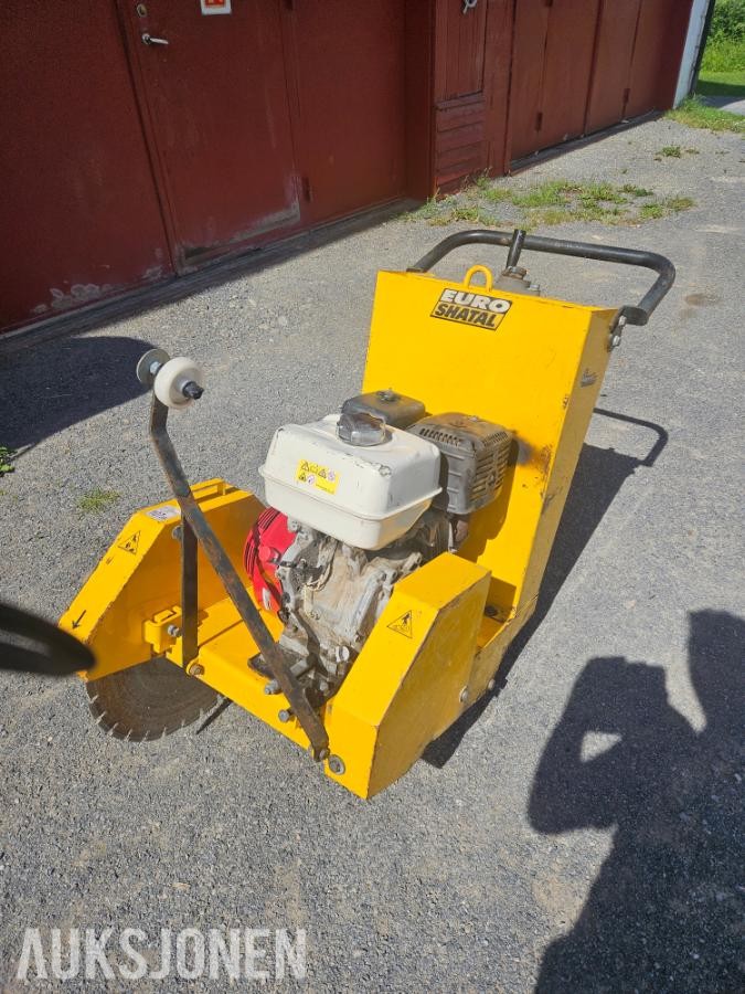 Euro Shatal 502HD-Asfaltsag