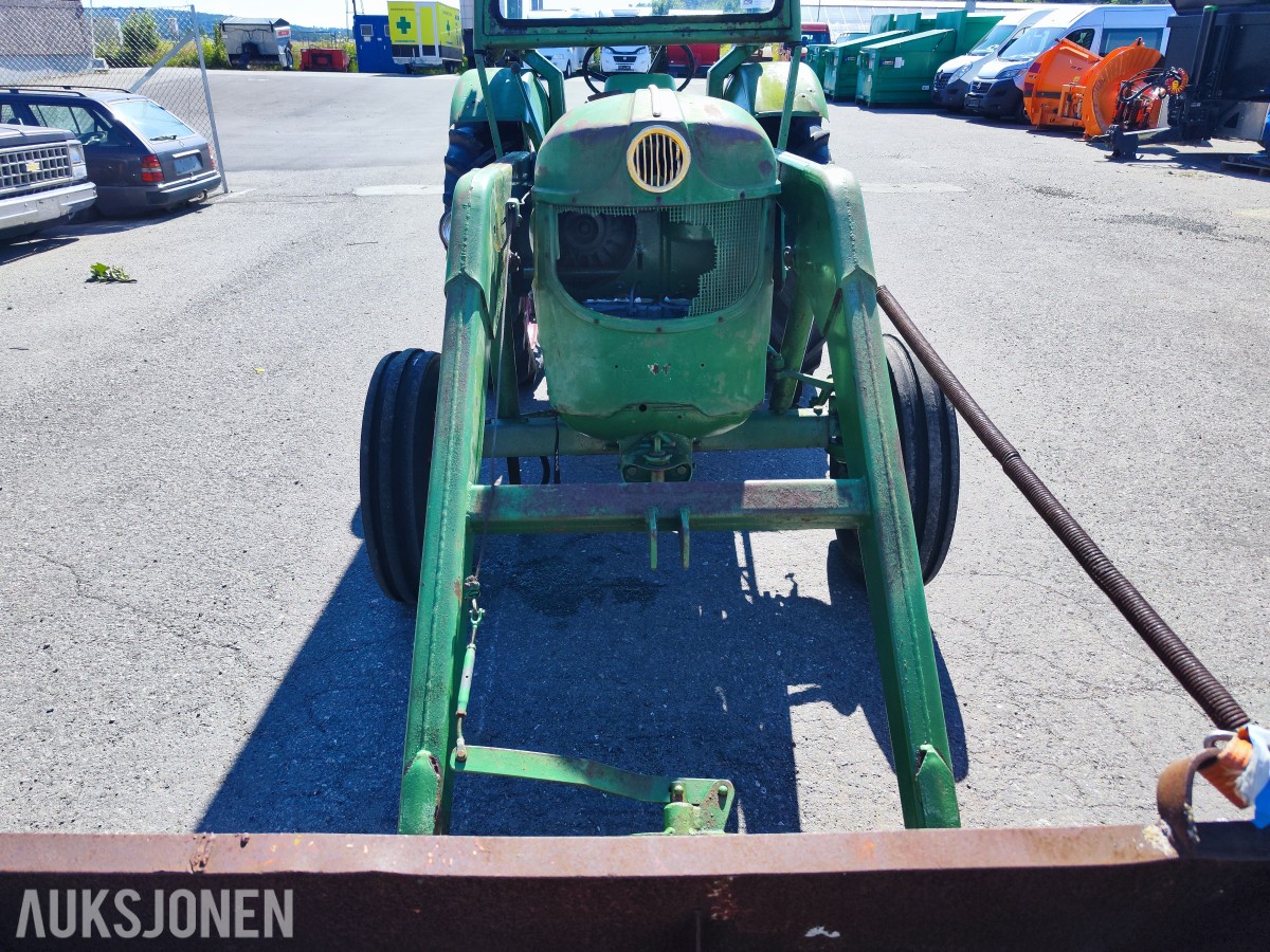 1966 Deutz D4005 - Frontlaster med skuffe – 44 hk