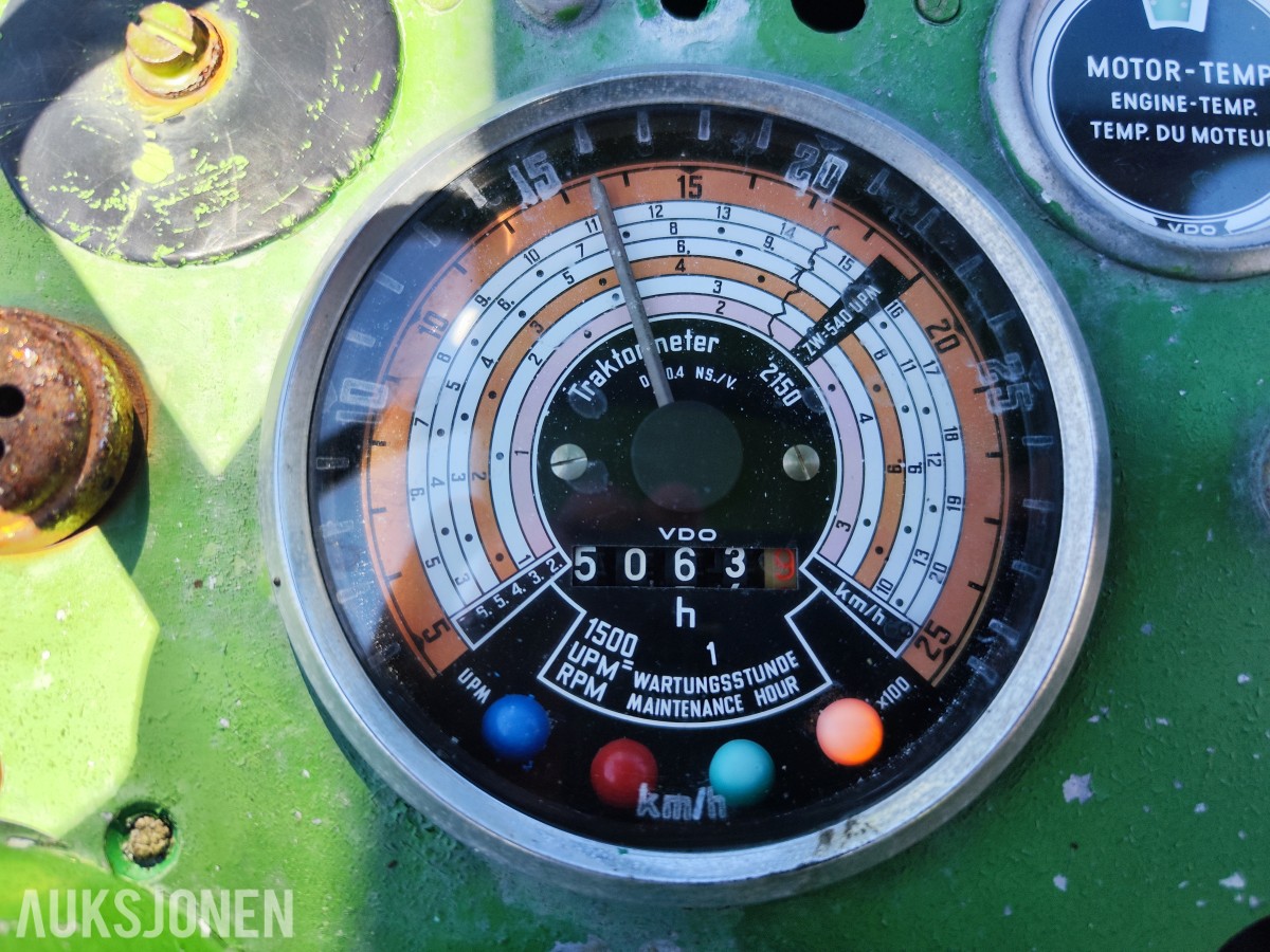 1966 Deutz D4005 - Frontlaster med skuffe – 44 hk
