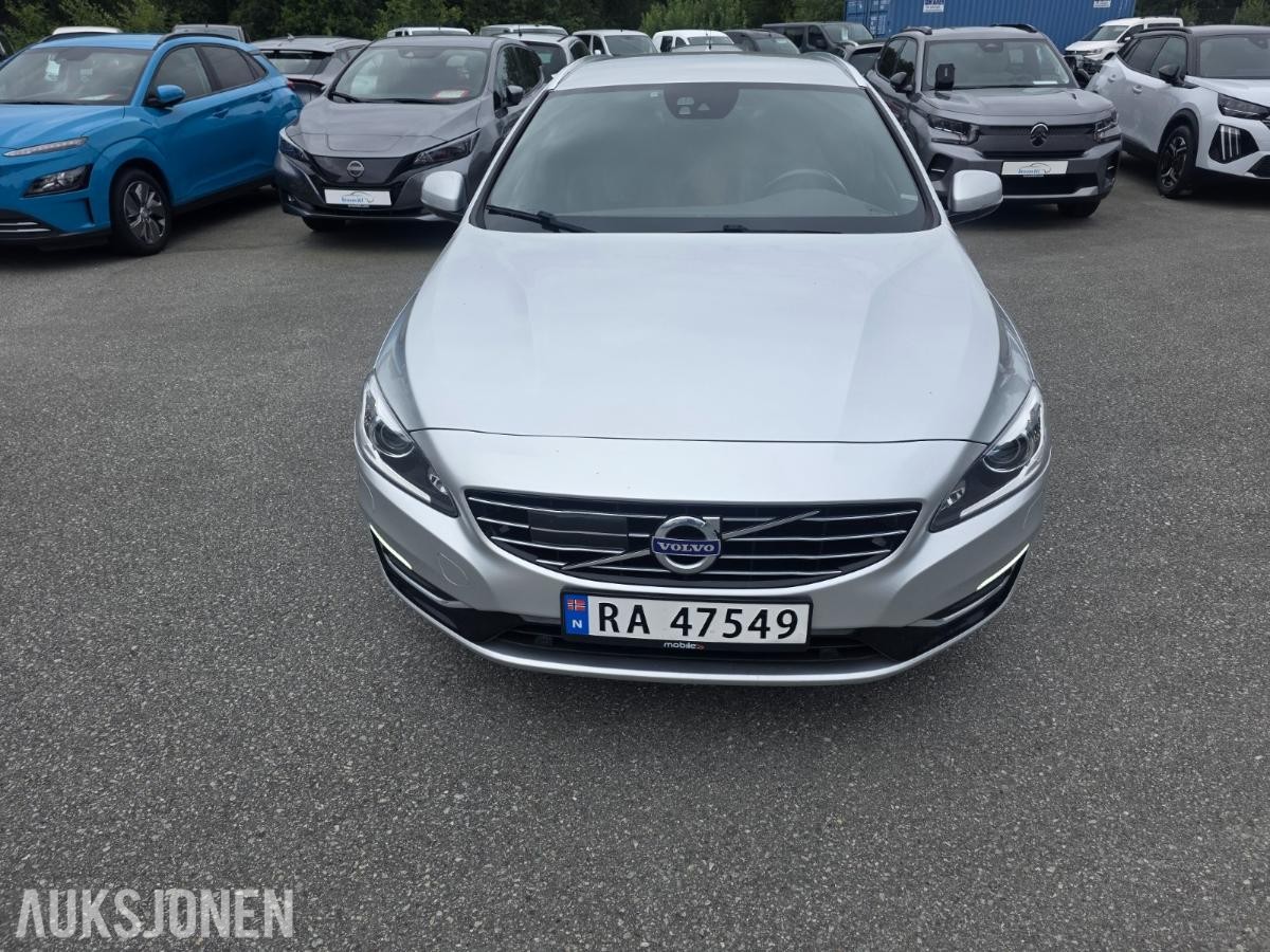 2018 Volvo  V60 2.4D D6 TWIN ENGINGE LADBAR HYBRID, 138000km