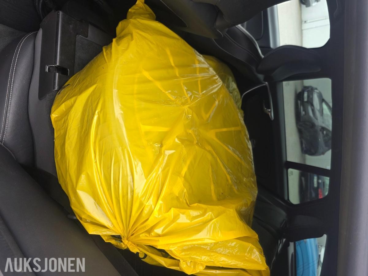 2018 Volvo  V60 2.4D D6 TWIN ENGINGE LADBAR HYBRID, 138000km