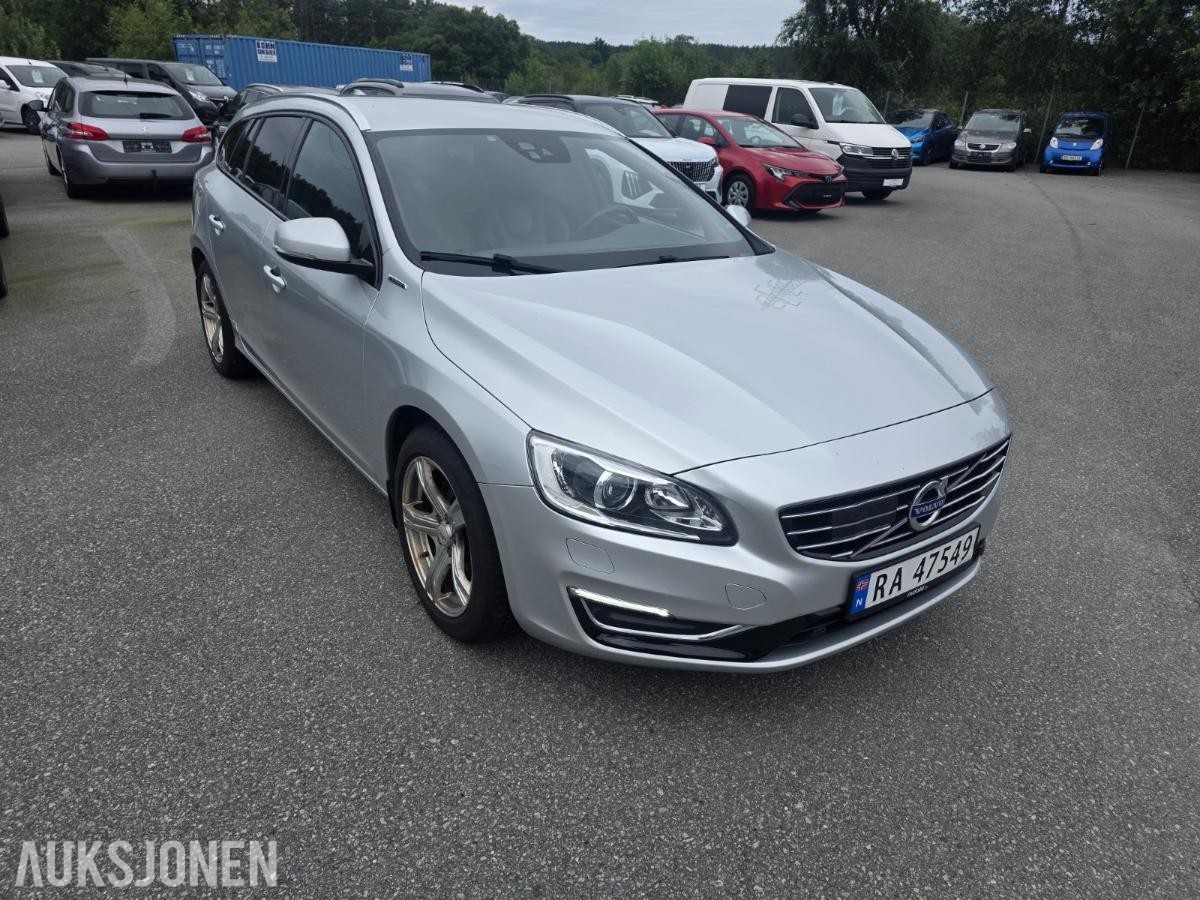 2018 Volvo  V60 2.4D D6 TWIN ENGINGE LADBAR HYBRID, 138000km