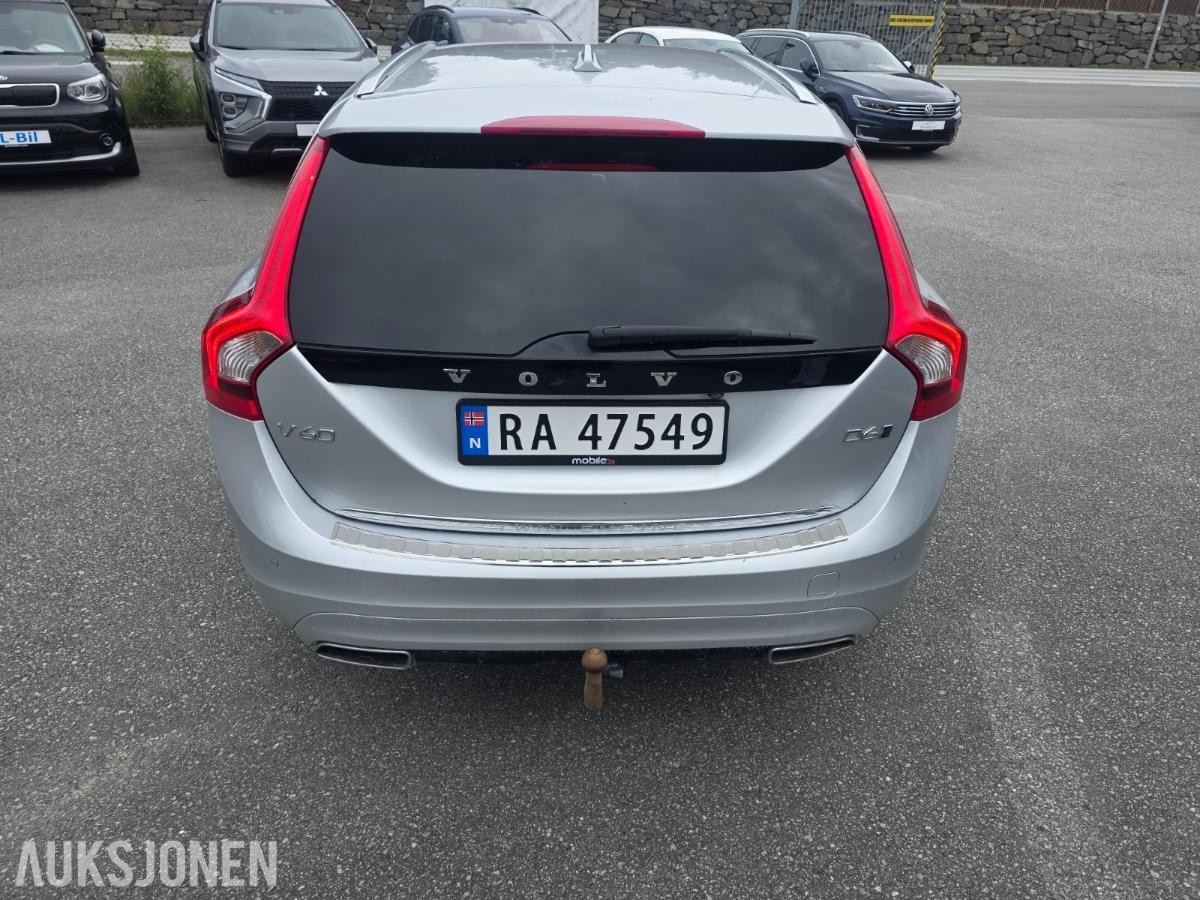 2018 Volvo  V60 2.4D D6 TWIN ENGINGE LADBAR HYBRID, 138000km
