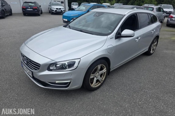2018 Volvo V60 2.4D D6 TWIN ENGINGE LADBAR HYBRID, 138000km