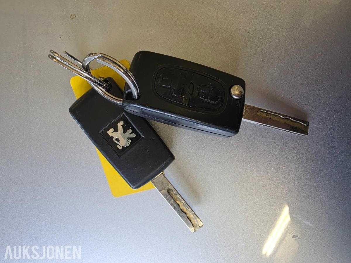 2010 Peugeot 3008 1.6HDi 109HK AUTOMAT MED TILHENGERFESTE OG PANORAMATAK, 159000km
