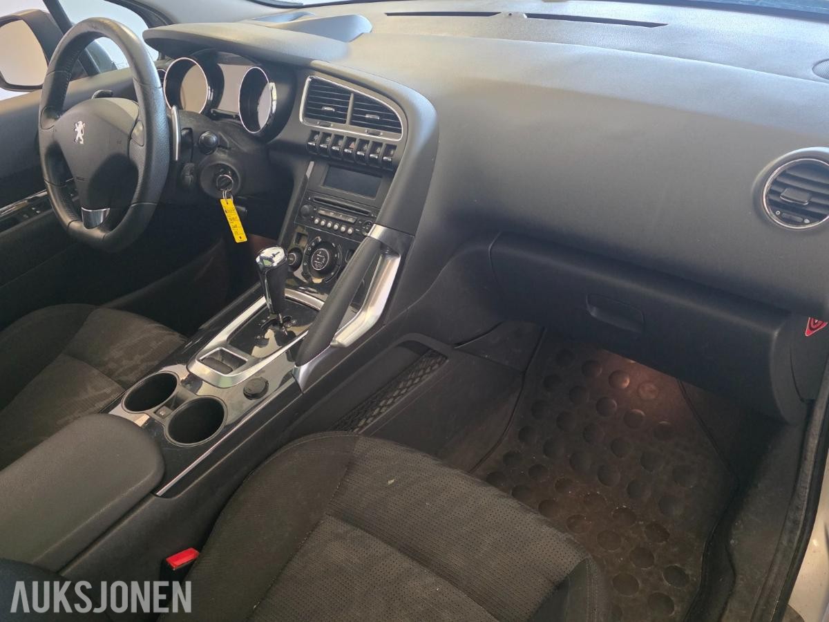 2010 Peugeot 3008 1.6HDi 109HK AUTOMAT MED TILHENGERFESTE OG PANORAMATAK, 159000km