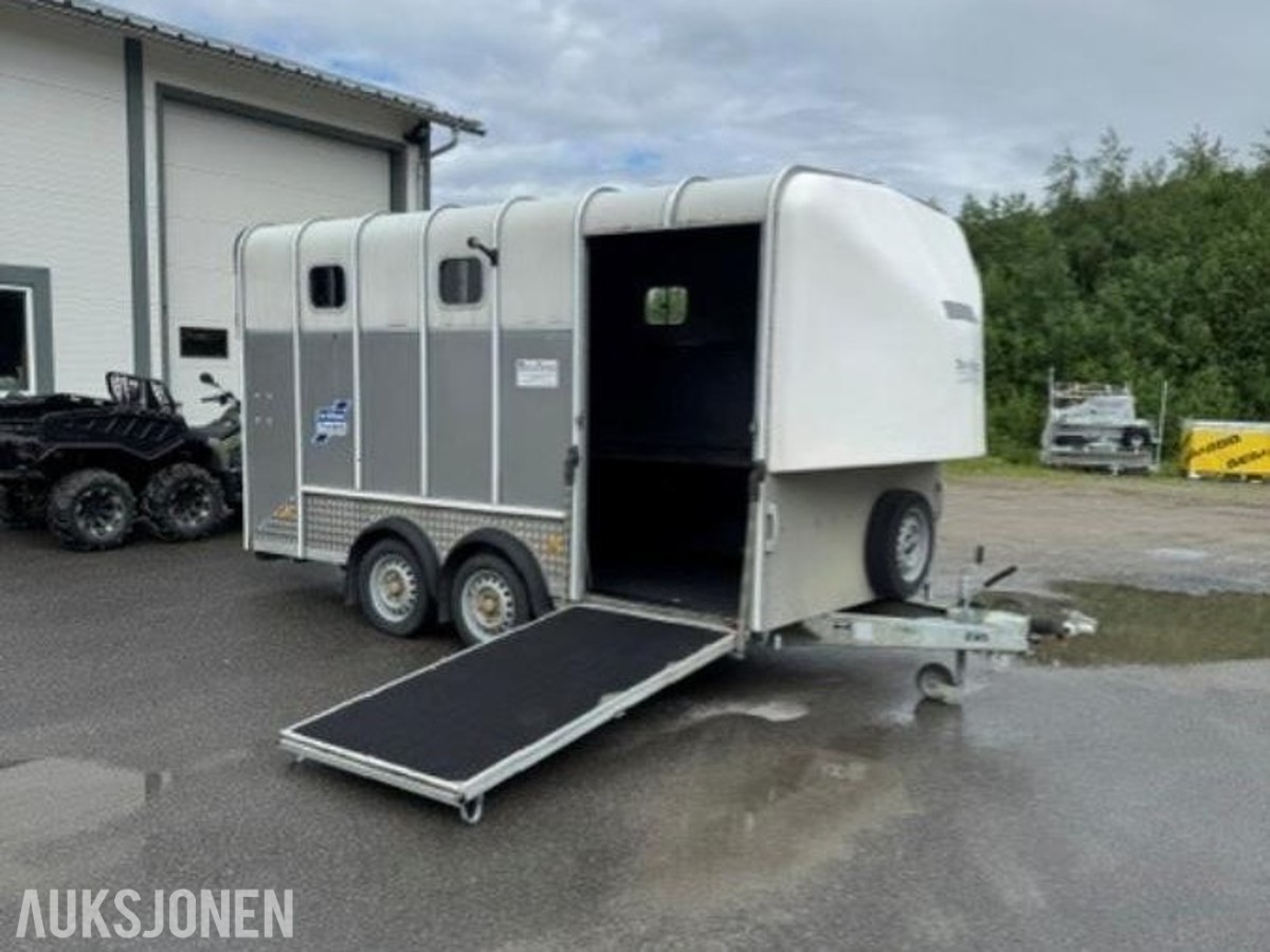 2018 IFOR WILLIAMS hestehenger m/ Plass til 4 hester 
