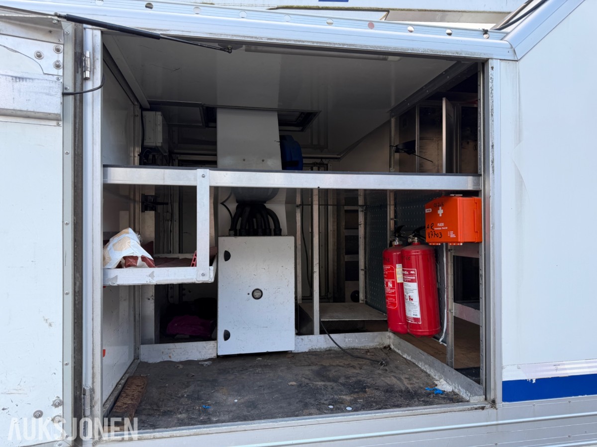 2003 Mercedes-Benz 823/33AT Atego Liftbil - Eurolift arbeidsplattform