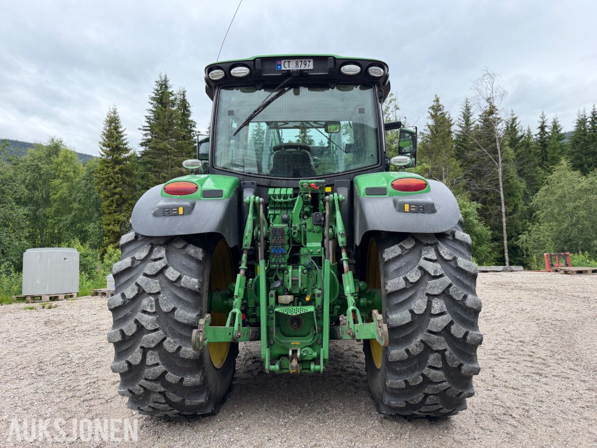 2018 John Deere 6155 R