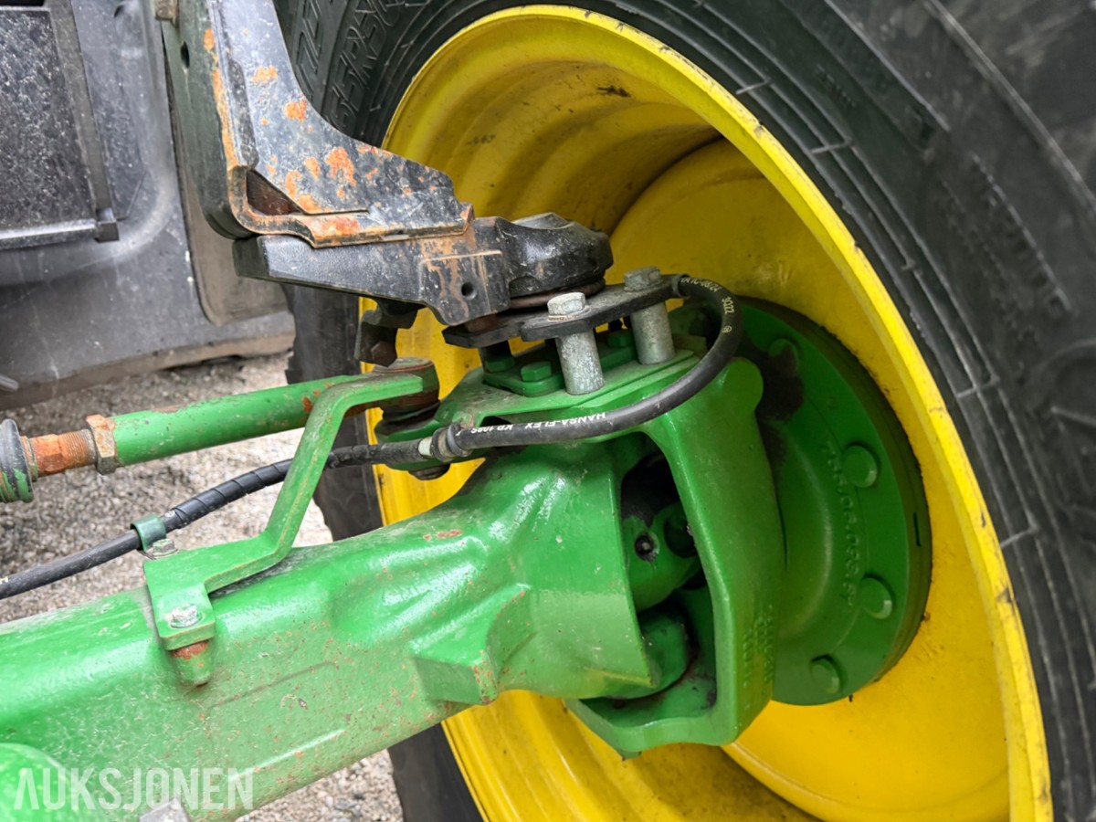 2018 John Deere 6155 R