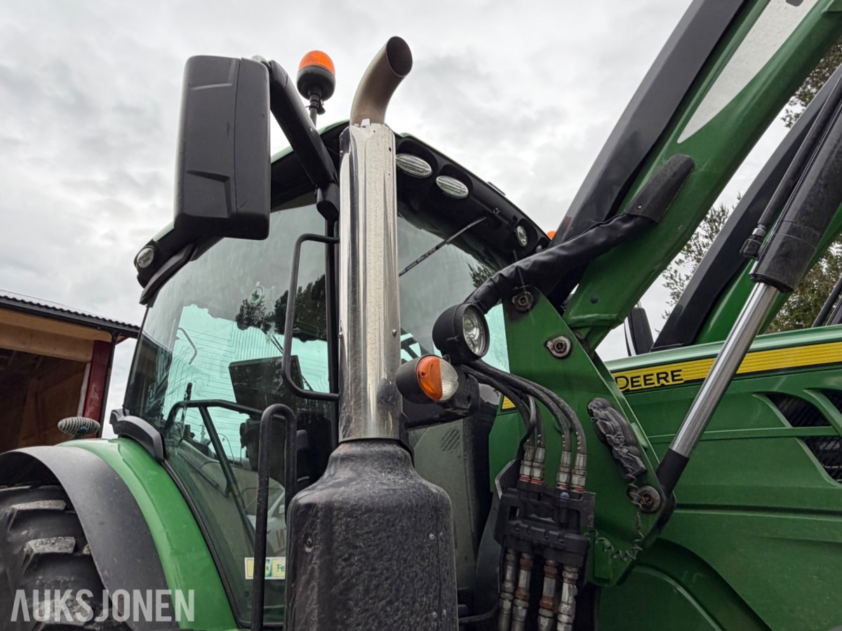 2018 John Deere 6155 R