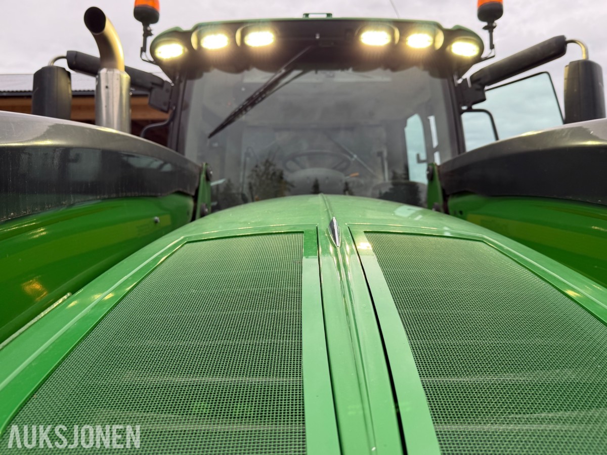 2018 John Deere 6155 R