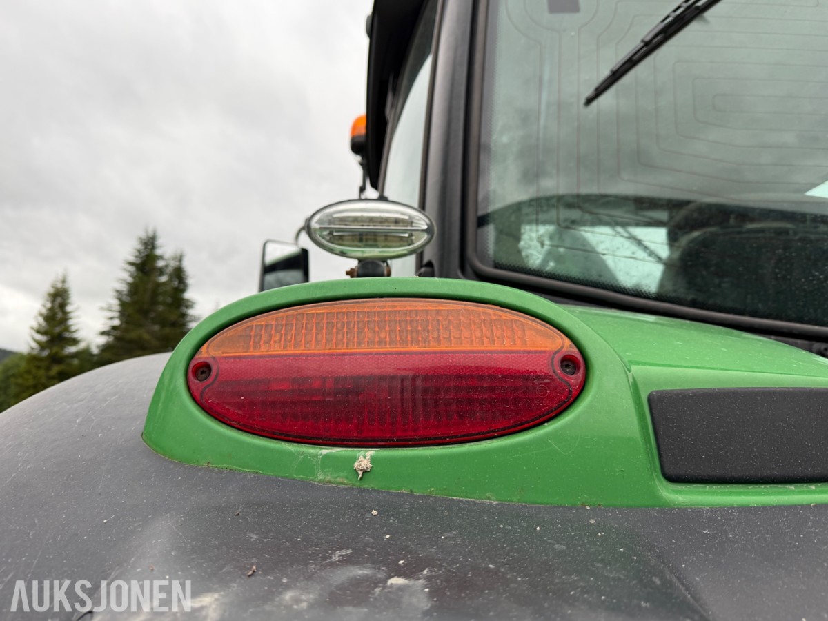 2018 John Deere 6155 R