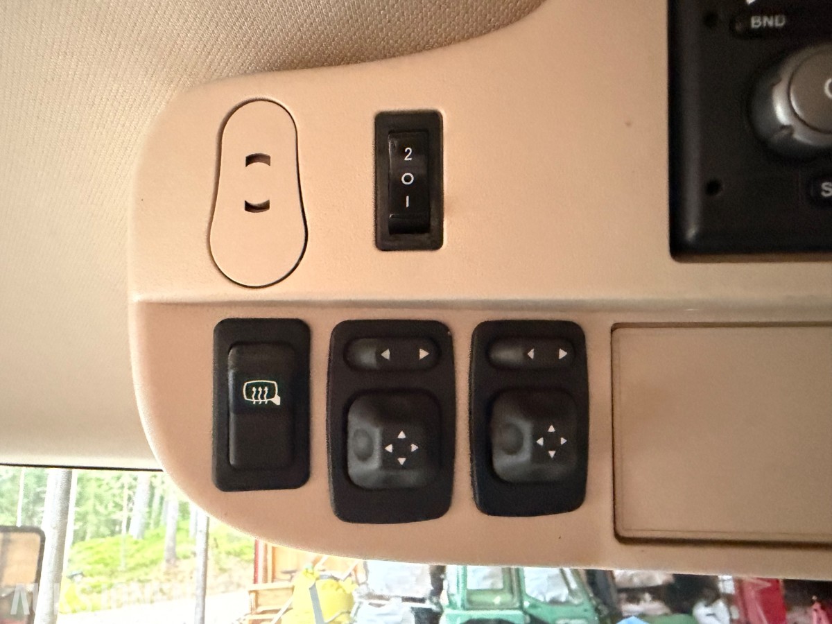 2018 John Deere 6155 R