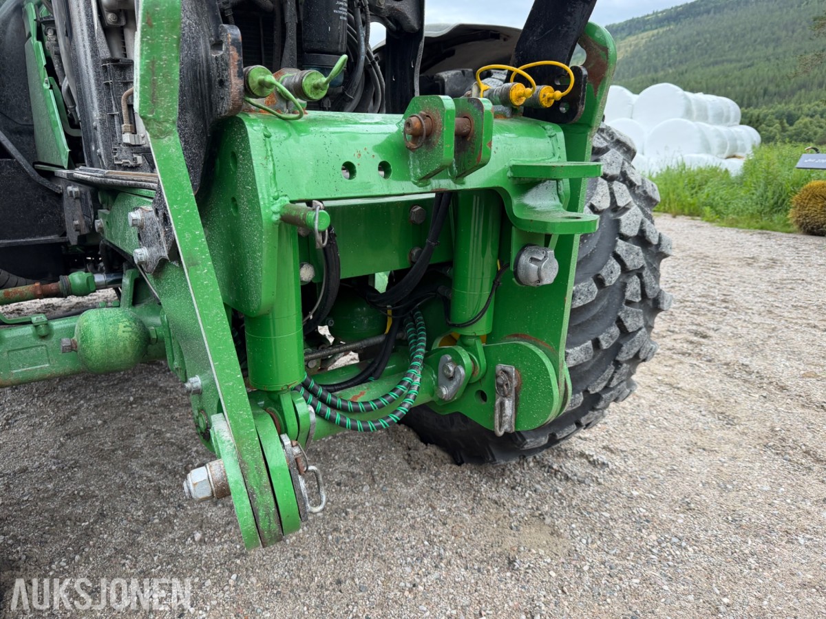 2018 John Deere 6155 R