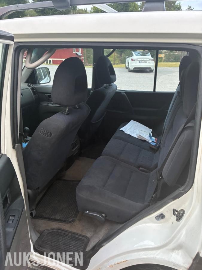 2001 Mitsubishi Pajero, PAJERO 2.5-99 D 4WD, 257500km