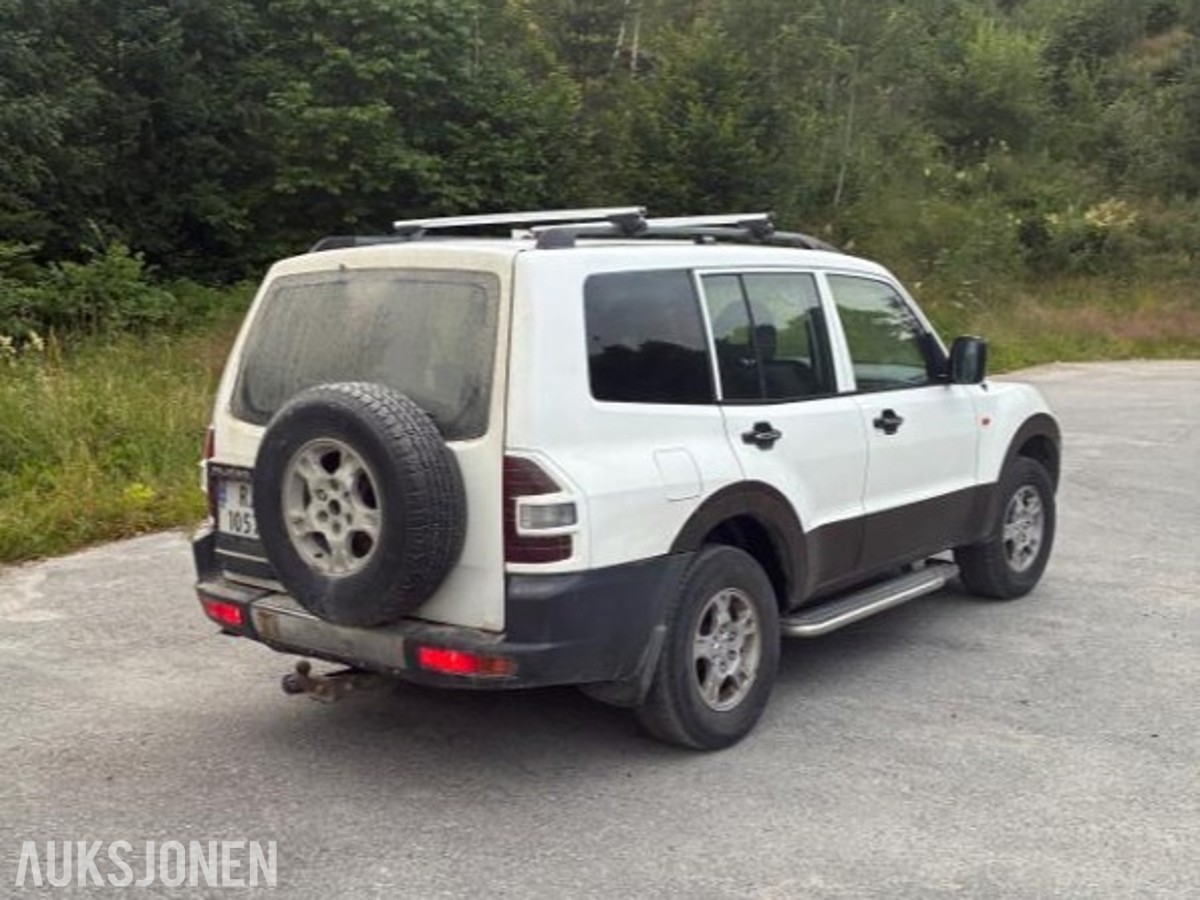 2001 Mitsubishi Pajero, PAJERO 2.5-99 D 4WD, 257500km