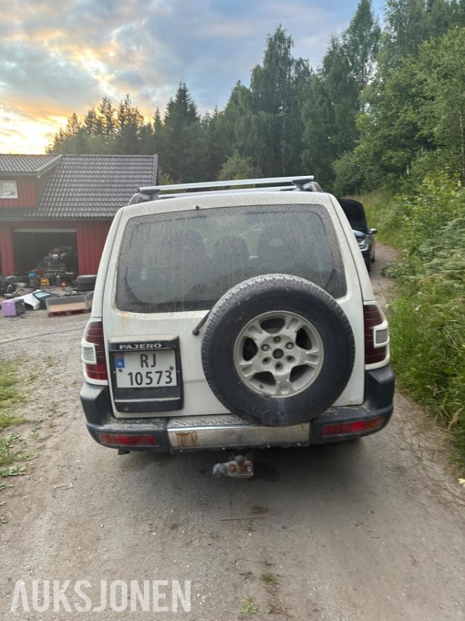 2001 Mitsubishi Pajero, PAJERO 2.5-99 D 4WD, 257500km