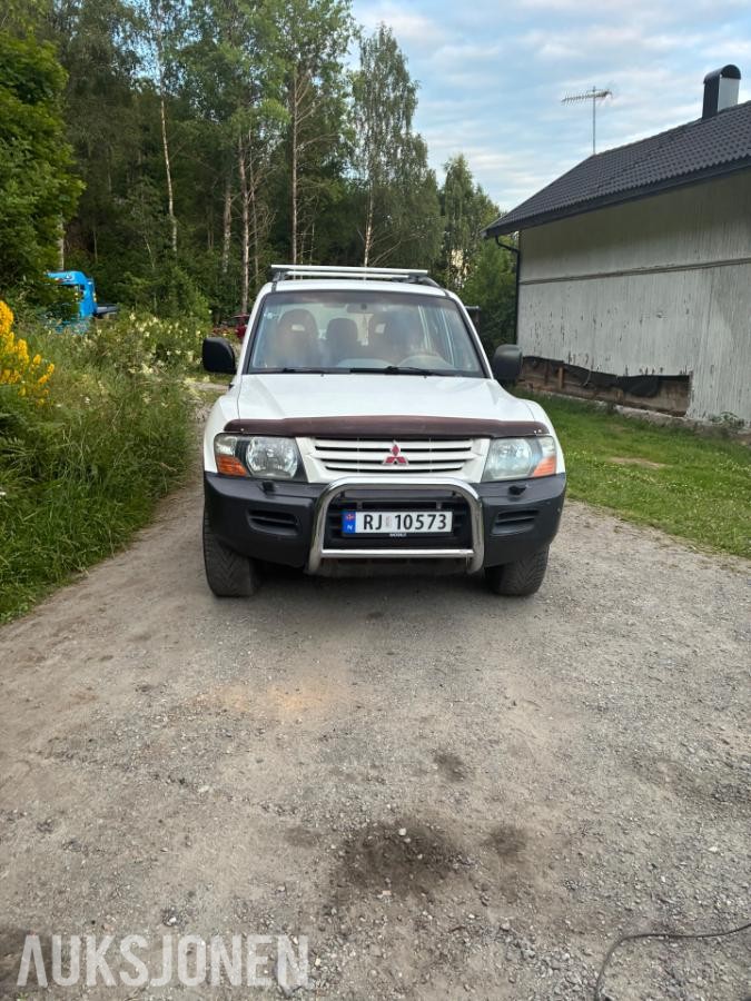 2001 Mitsubishi Pajero, PAJERO 2.5-99 D 4WD, 257500km